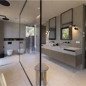 2 Bedroom Villa with Infinity Pool in Buzet, Istria, Sleeps 4